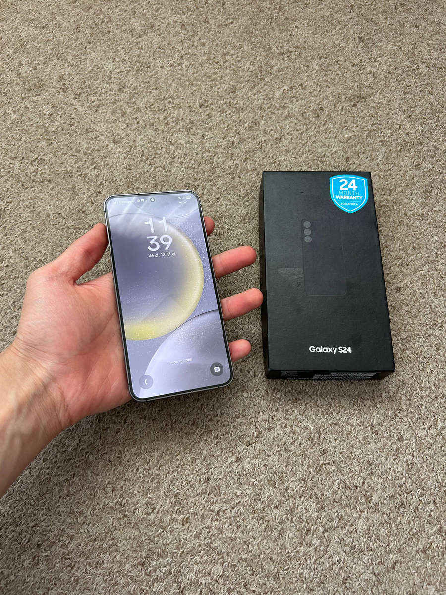 Samsung S24 256gb Dual sim 8gb ram Excellent condition with box