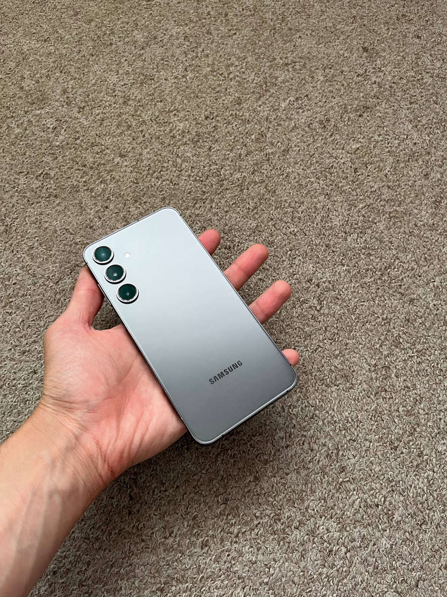 Samsung S24 Plus 5G 256gb Dual sim 12gb ram