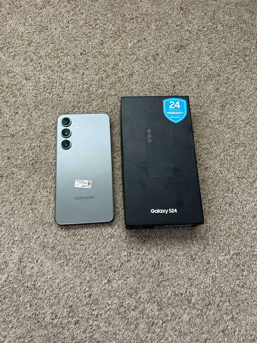 Samsung S24 256gb Dual sim 8gb ram Excellent condition with box