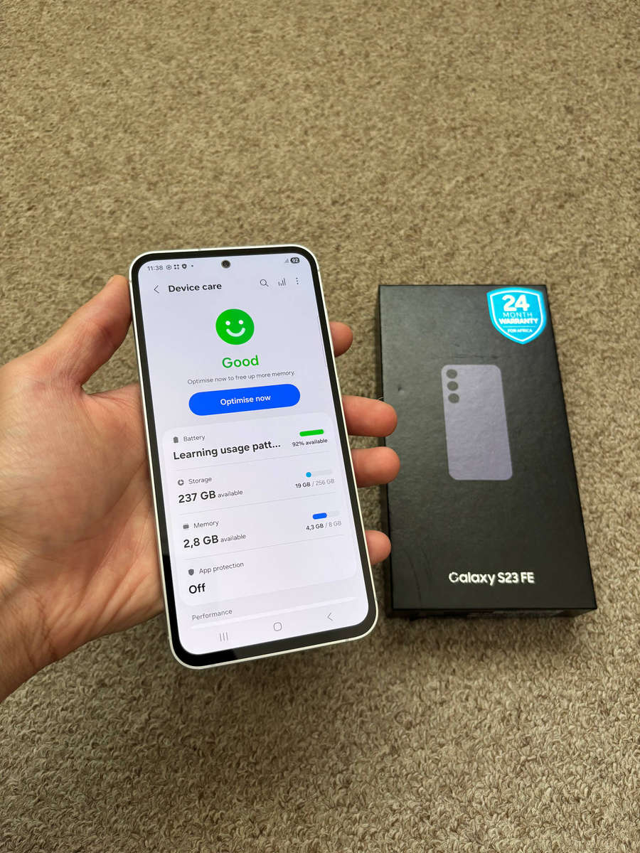 Samsung S23 FE 5G 256gb 8gb ram with box - purple
