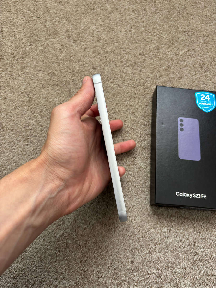 Samsung S23 FE 5G 256gb 8gb ram with box - purple