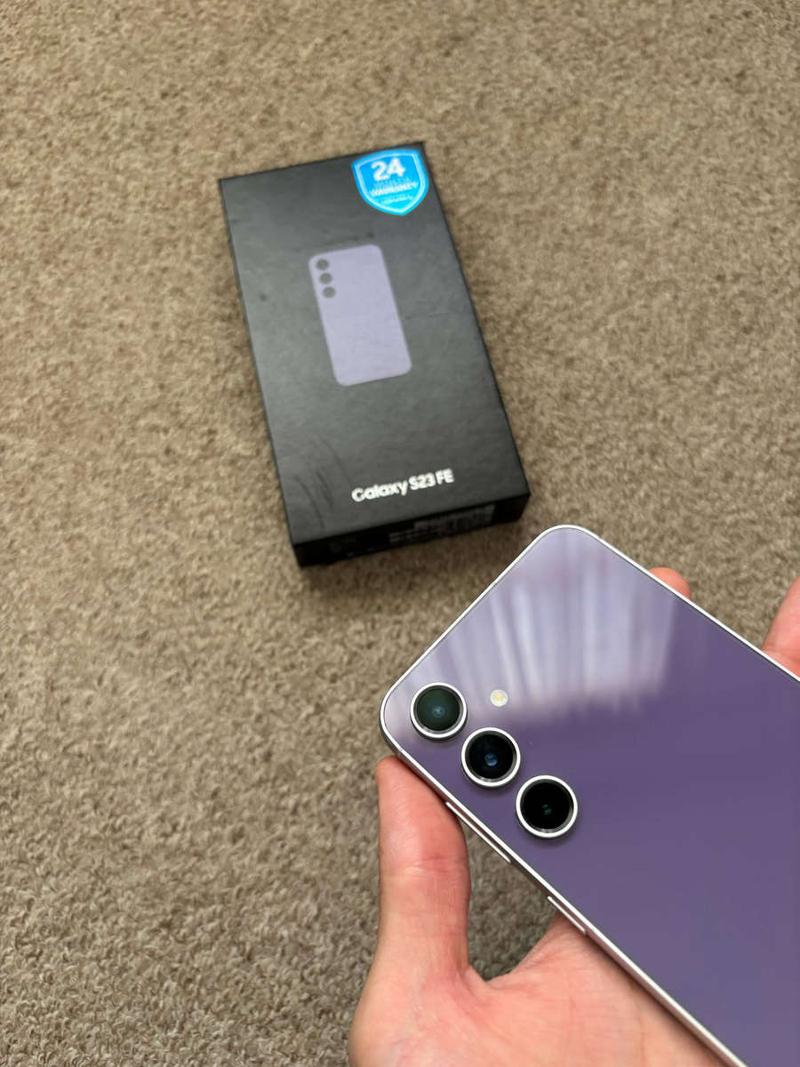 Samsung S23 FE 5G 256gb 8gb ram with box - purple