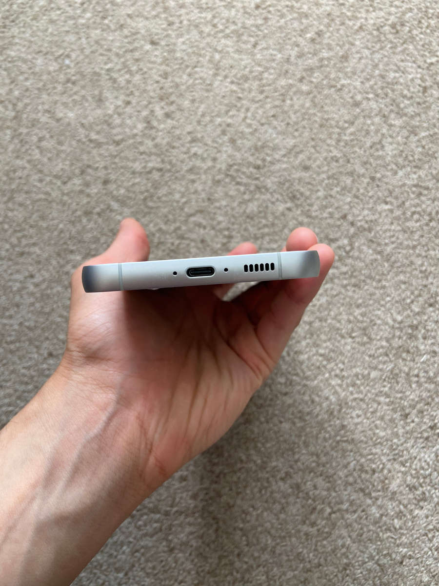 Samsung S23 FE 5G 256gb 8gb ram Excellent condition