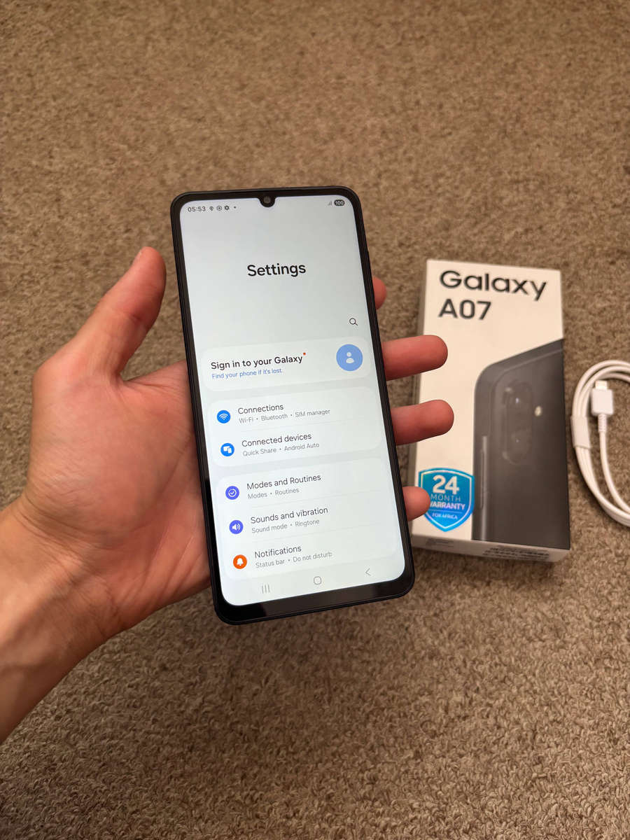 Samsung Galaxy A07 128GB LTE Dual Sim Immaculate condition, like new with box and cable - Black