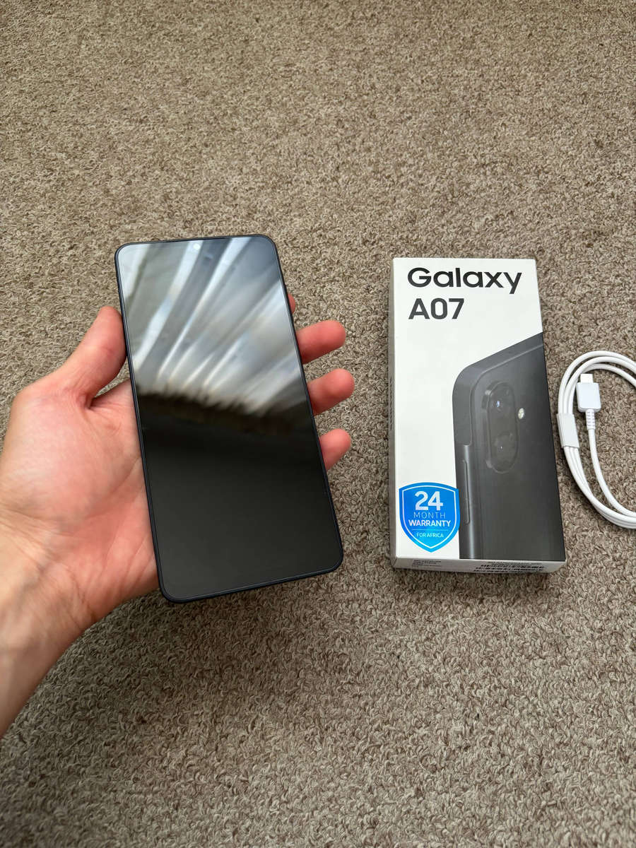 Samsung Galaxy A07 128GB LTE Dual Sim Immaculate condition, like new with box and cable - Black
