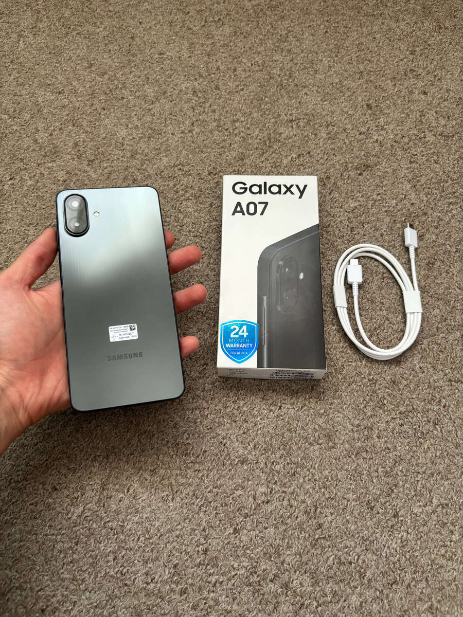 Samsung Galaxy A07 128GB LTE Dual Sim Immaculate condition, like new with box and cable - Black