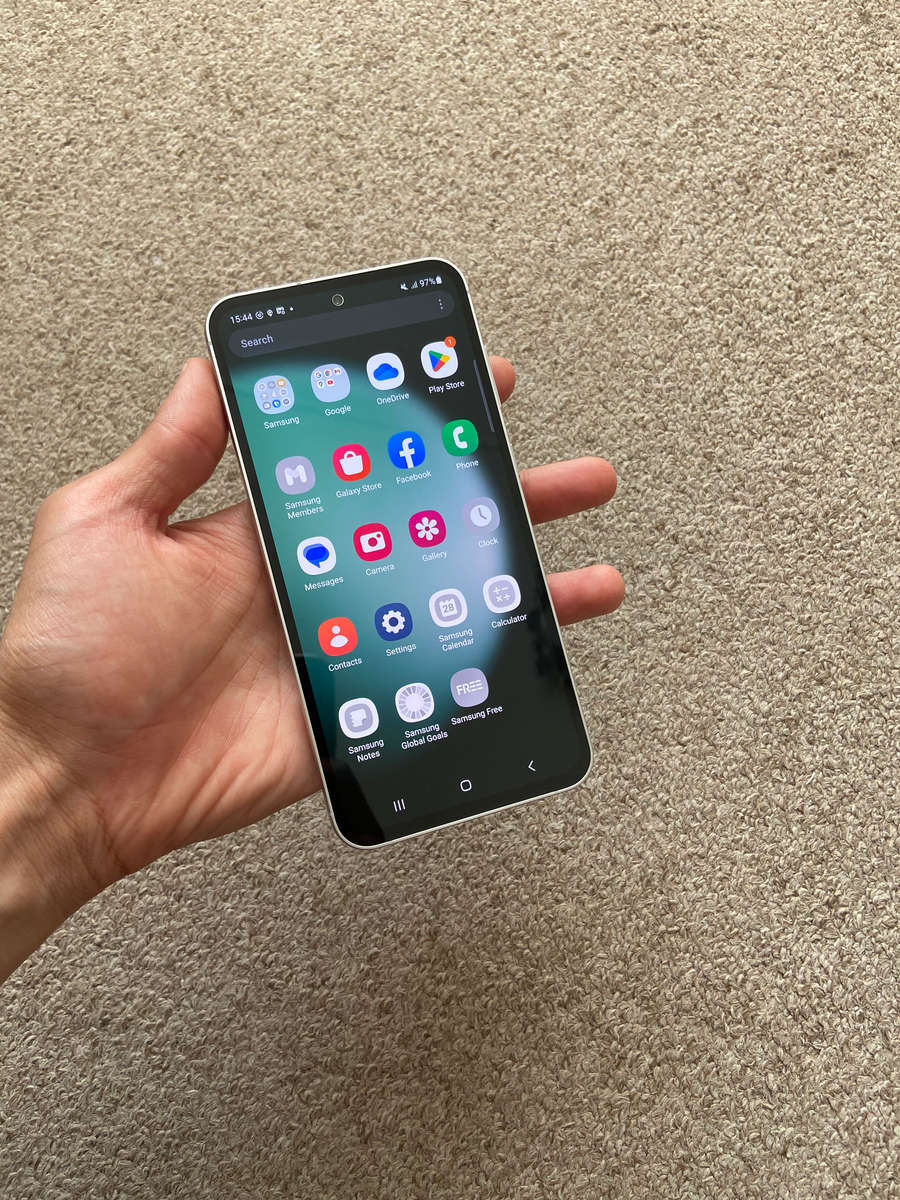 Samsung S23 FE 5G 256gb 8gb ram Excellent condition