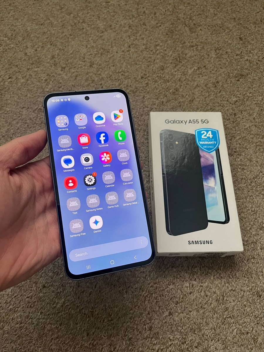 Samsung A55 5G 256gb 8gb ram Dual sim excellent condition with box