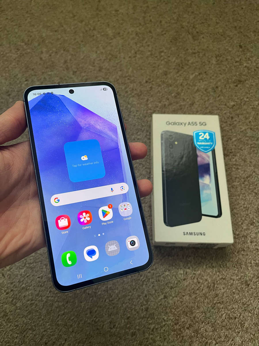 Samsung A55 5G 256gb 8gb ram Dual sim excellent condition with box