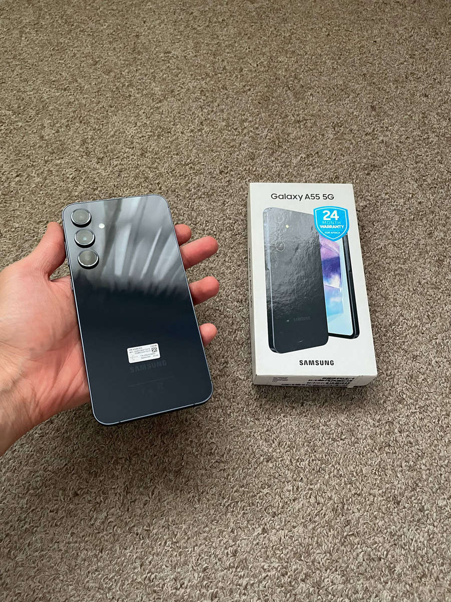 Samsung A55 5G 256gb 8gb ram Dual sim excellent condition with box