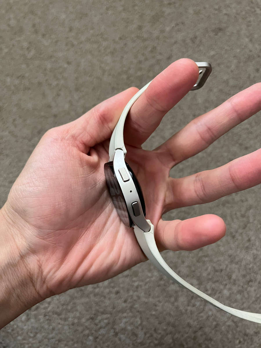 Samsung Watch 6 LTE with charger 40mm