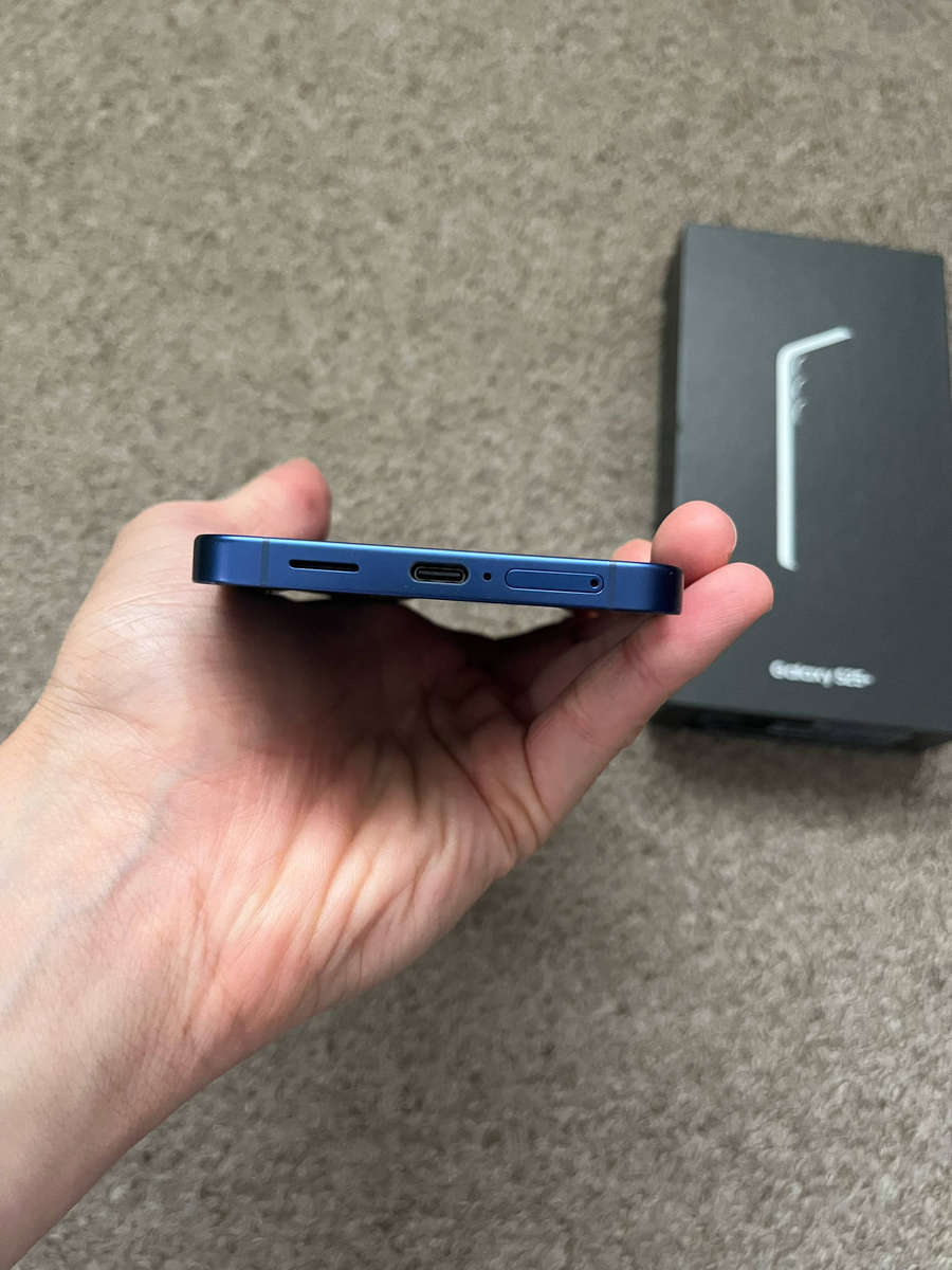 Samsung S25 Plus 5G 256gb 12gb ram Dual sim with box excellent condition