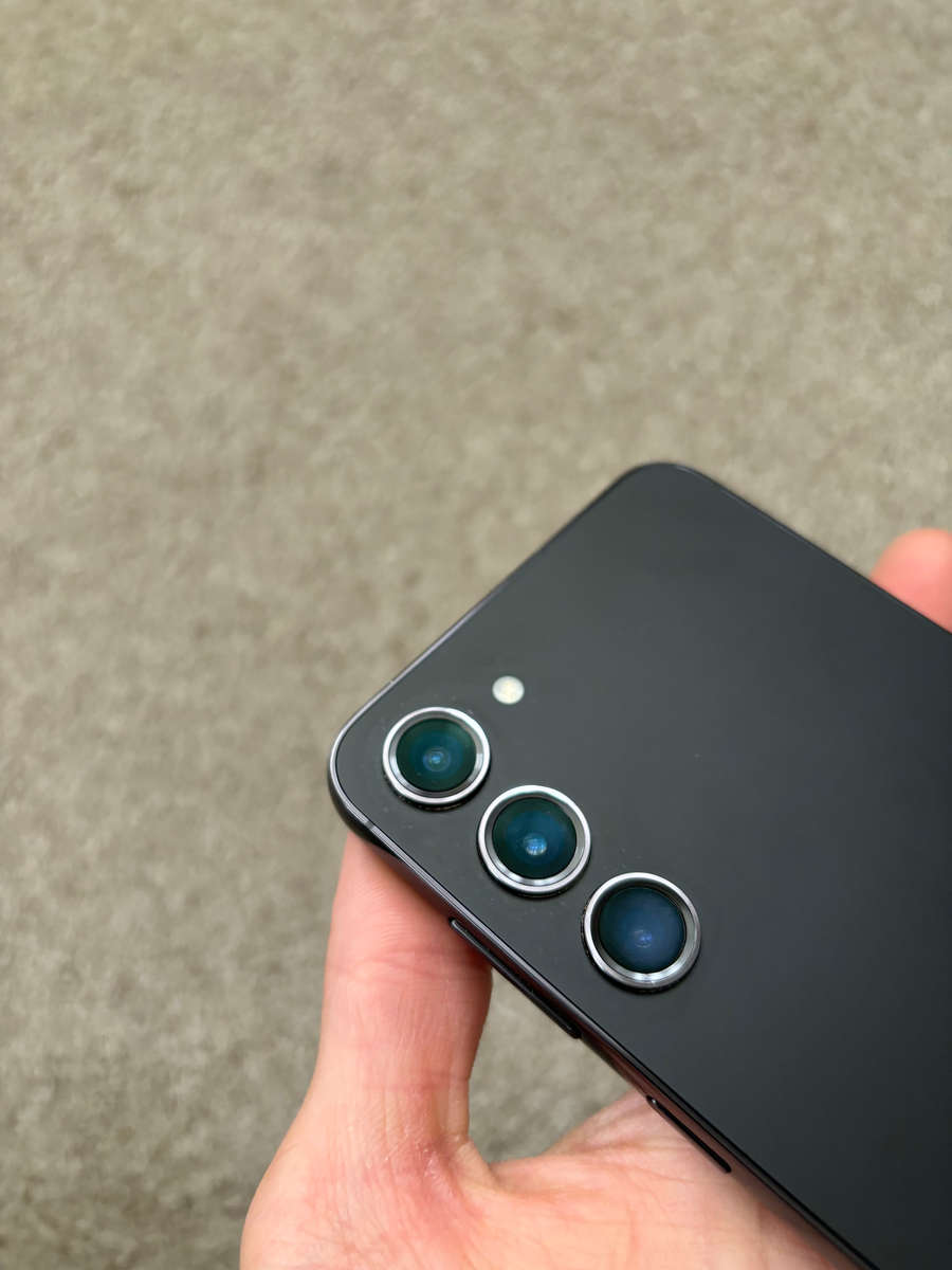 Samsung S23 plus 256gb 8gb ram Dual sim Excellent condition