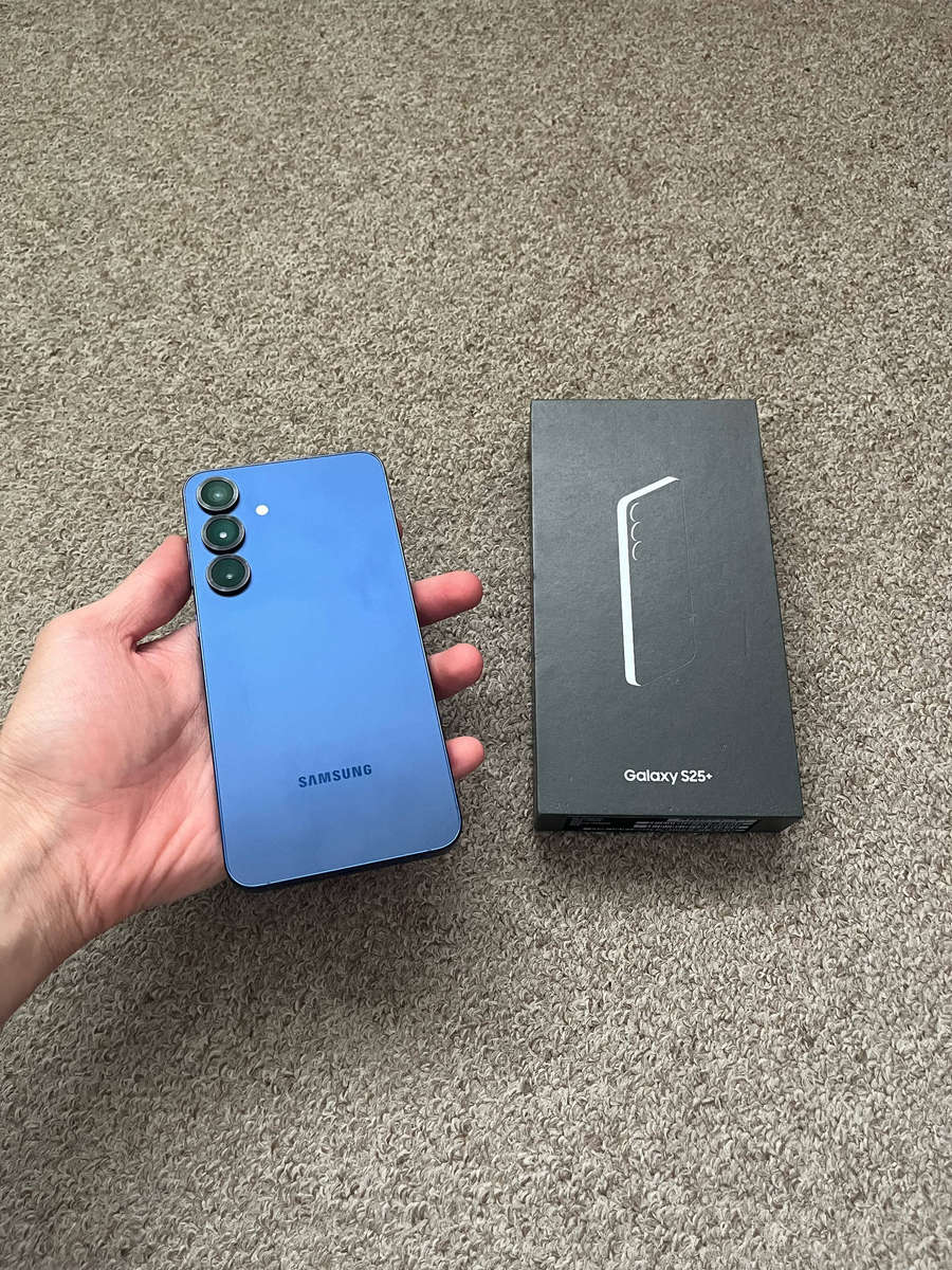 Samsung S25 Plus 5G 256gb 12gb ram Dual sim with box excellent condition
