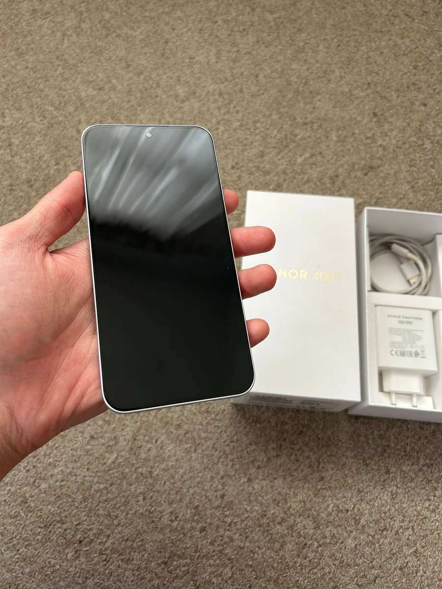 HONOR 400 5G 512GB Dual Sim - Meteor Silver good condition with box and 100W charger
