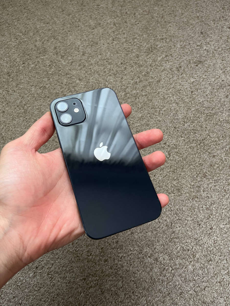 iPhone 12 64gb Dual sim good condition