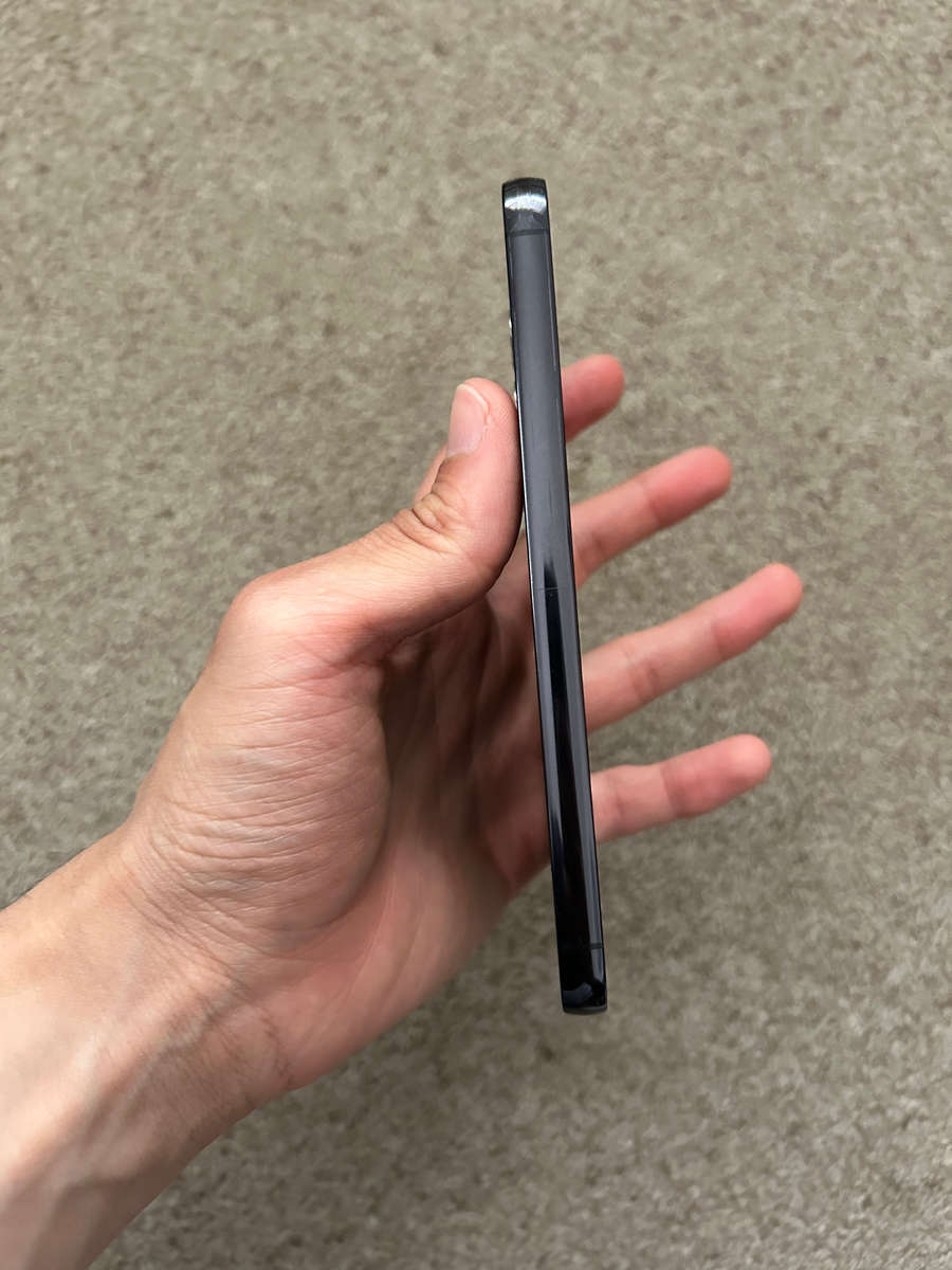 Samsung S23 256gb Dual sim 8gb ram Excellent condition with stickers still on