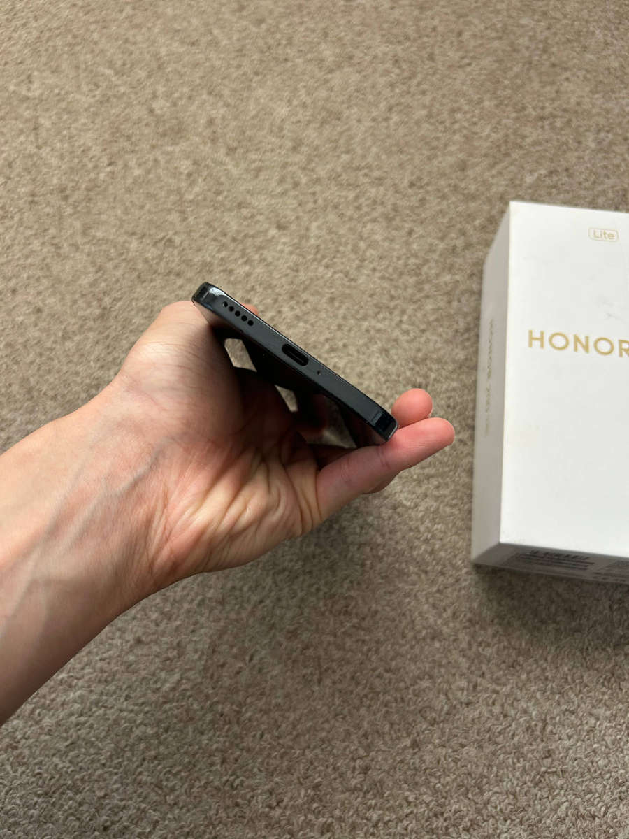 Honor 200 Lite 5G 256gb 12gb ram dual sim with box