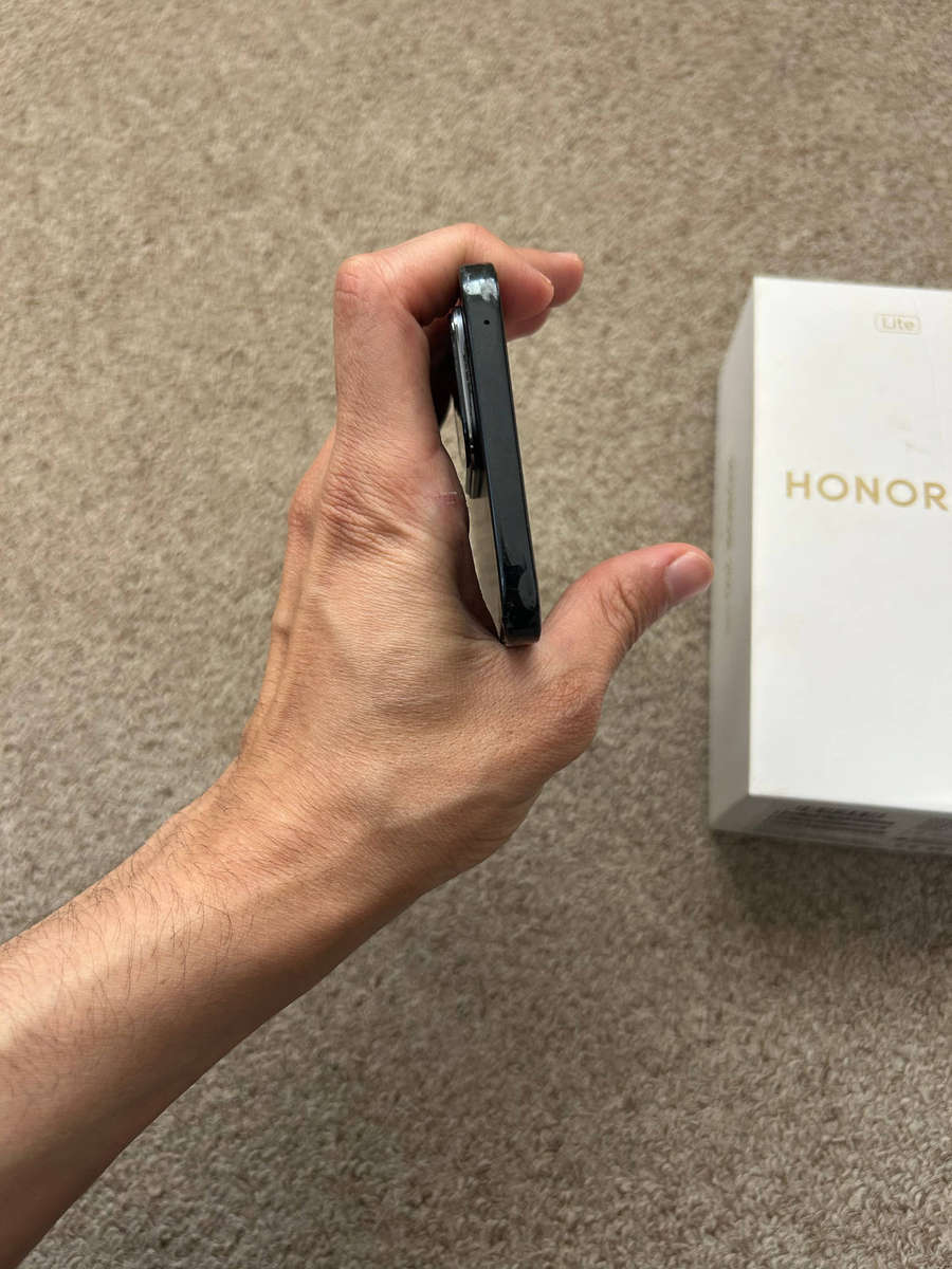 Honor 200 Lite 5G 256gb 12gb ram dual sim with box