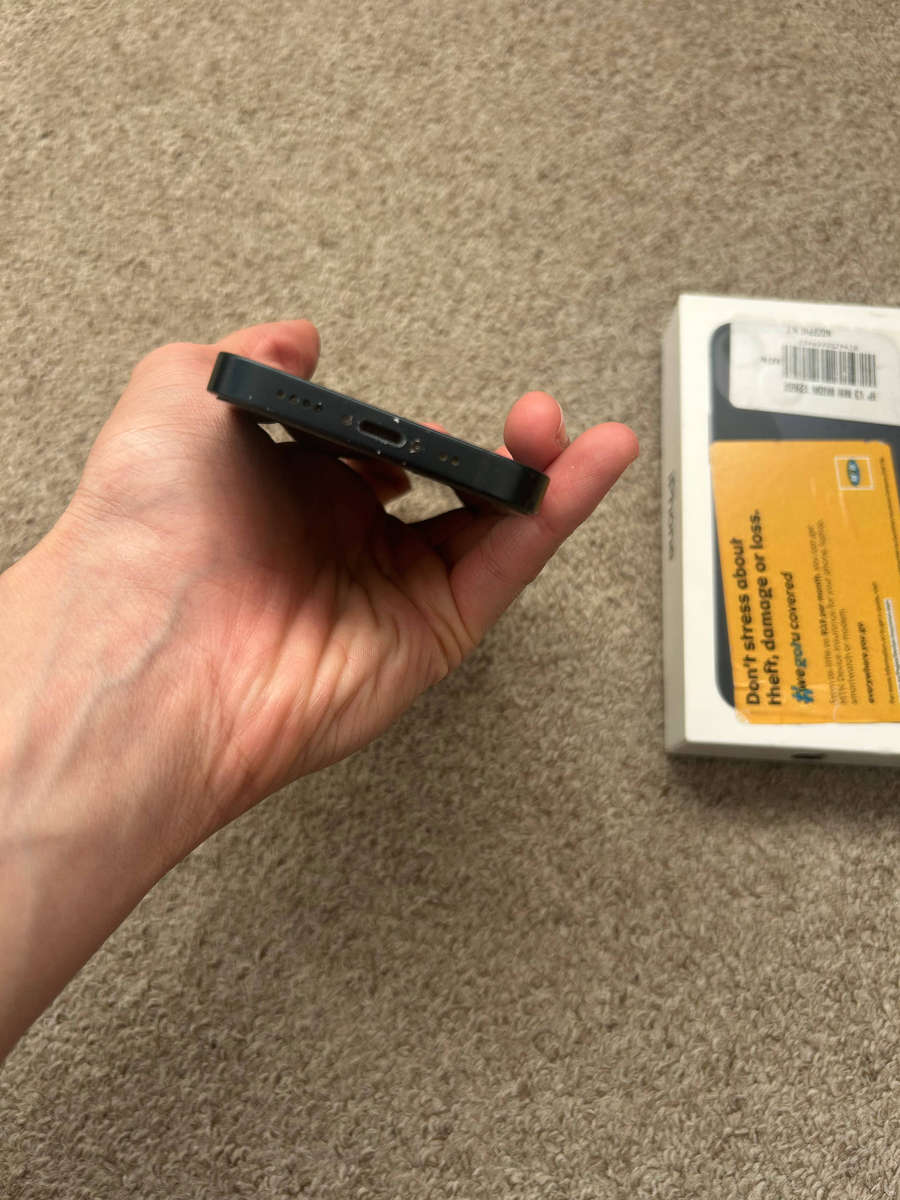 iPhone 13 mini 128gb Dual SIM with box and cover