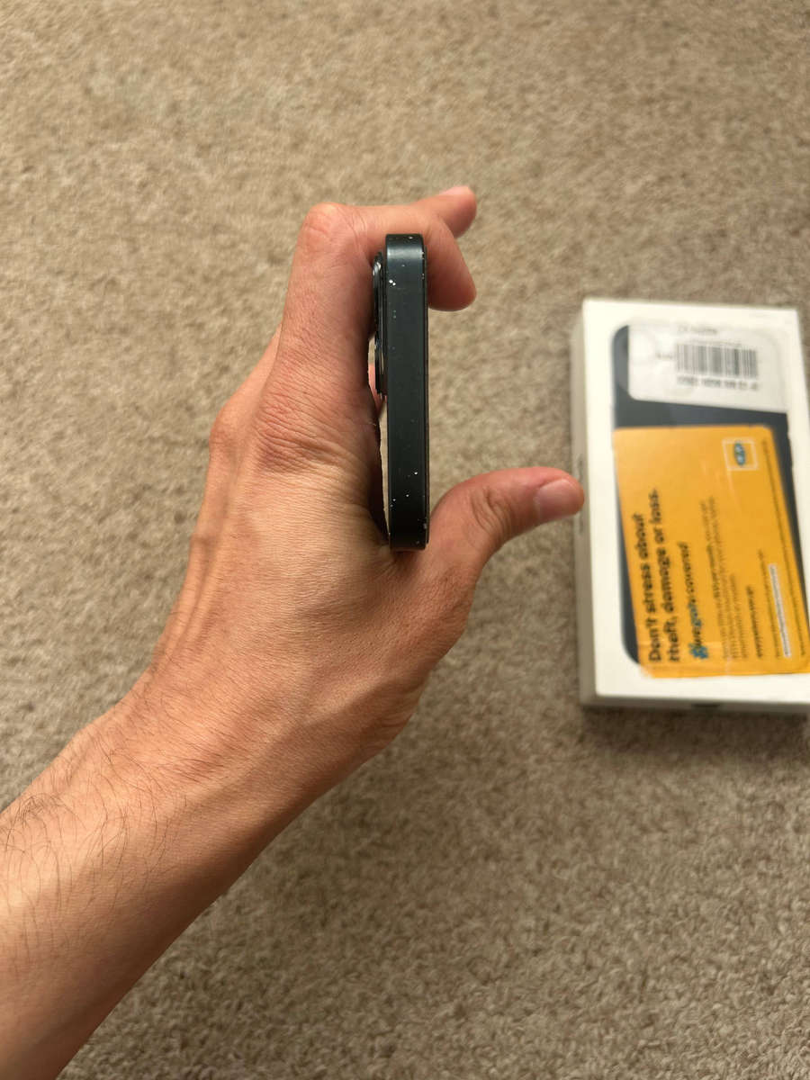 iPhone 13 mini 128gb Dual SIM with box and cover