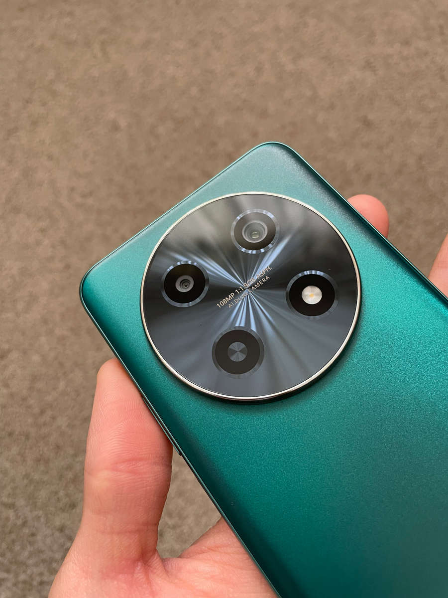 Huawei nova 12i 256gb 11gb ram dual sim immaculate condition like brand new