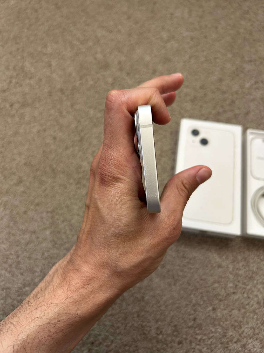 iPhone 13 mini 128gb Dual SIM with box and cable