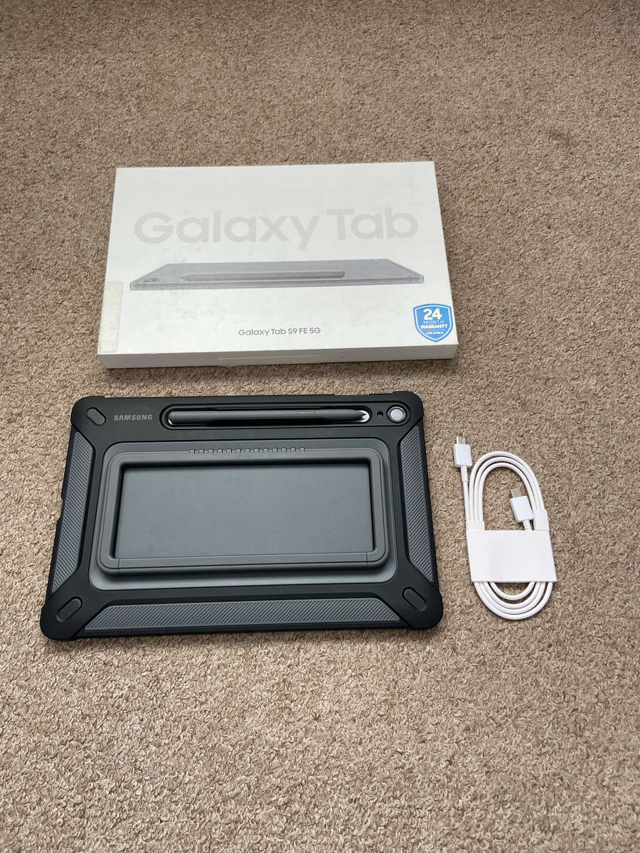 Samsung Galaxy Tab S9 FE 5G (X516) 10.9" 128GB Tablet in Immaculate condition with stickers still on