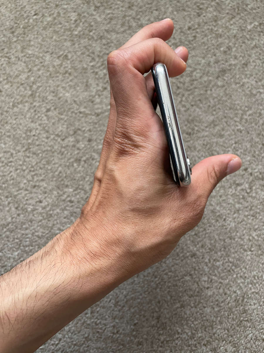 iPhone X 64GB Good condition screen locked