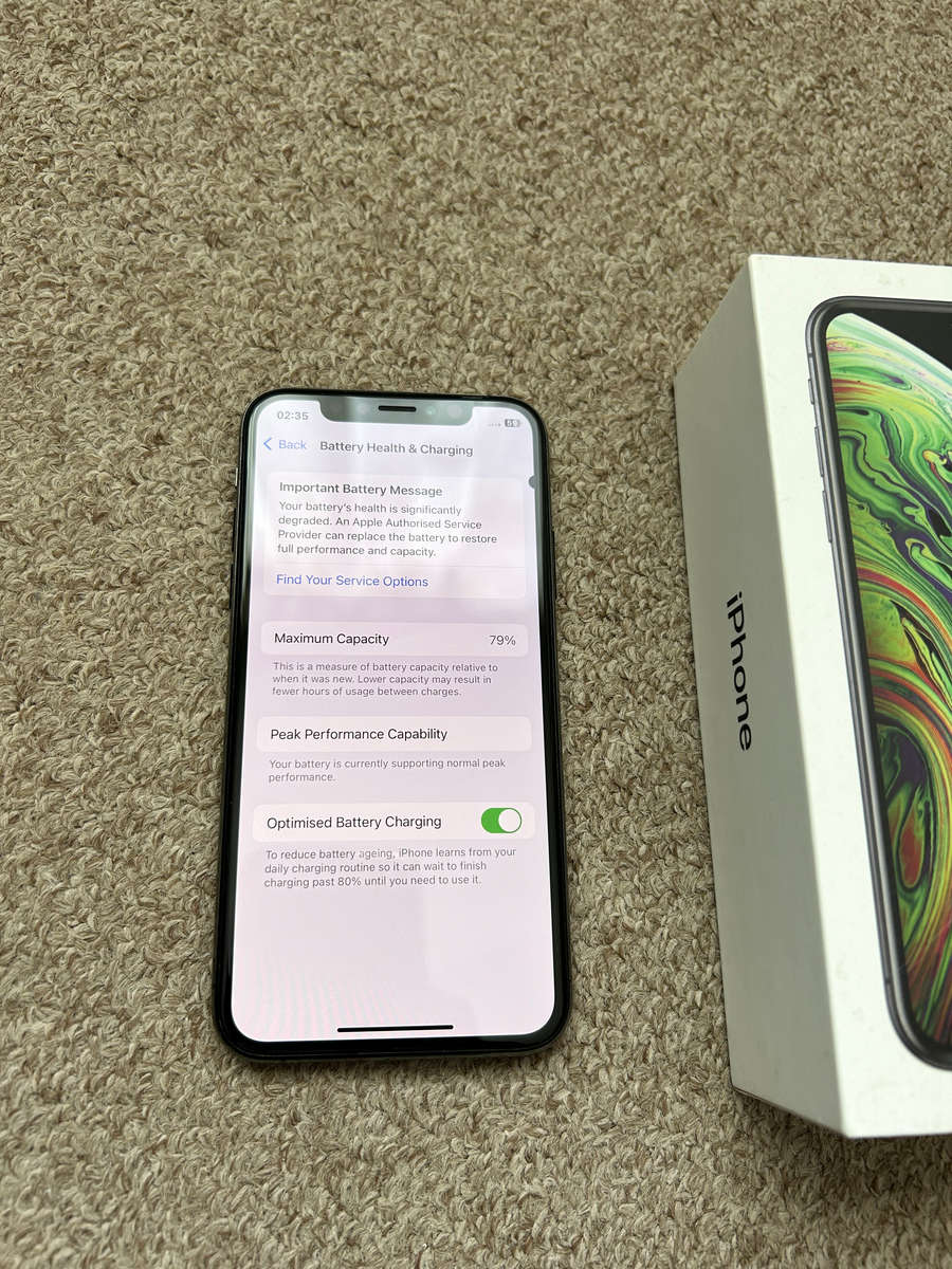 iPhone XS 64GB Dual sim with box