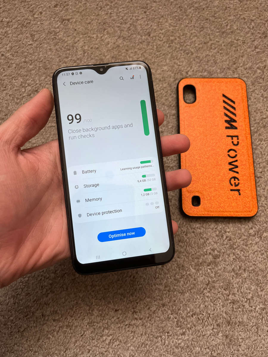 Samsung A10 32gb 2gb ram with cover