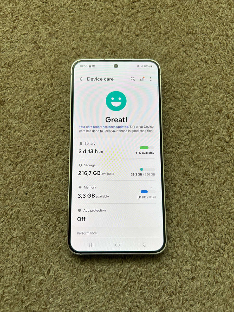 Samsung S24 256gb Dual sim 8gb ram Immaculate condition like new