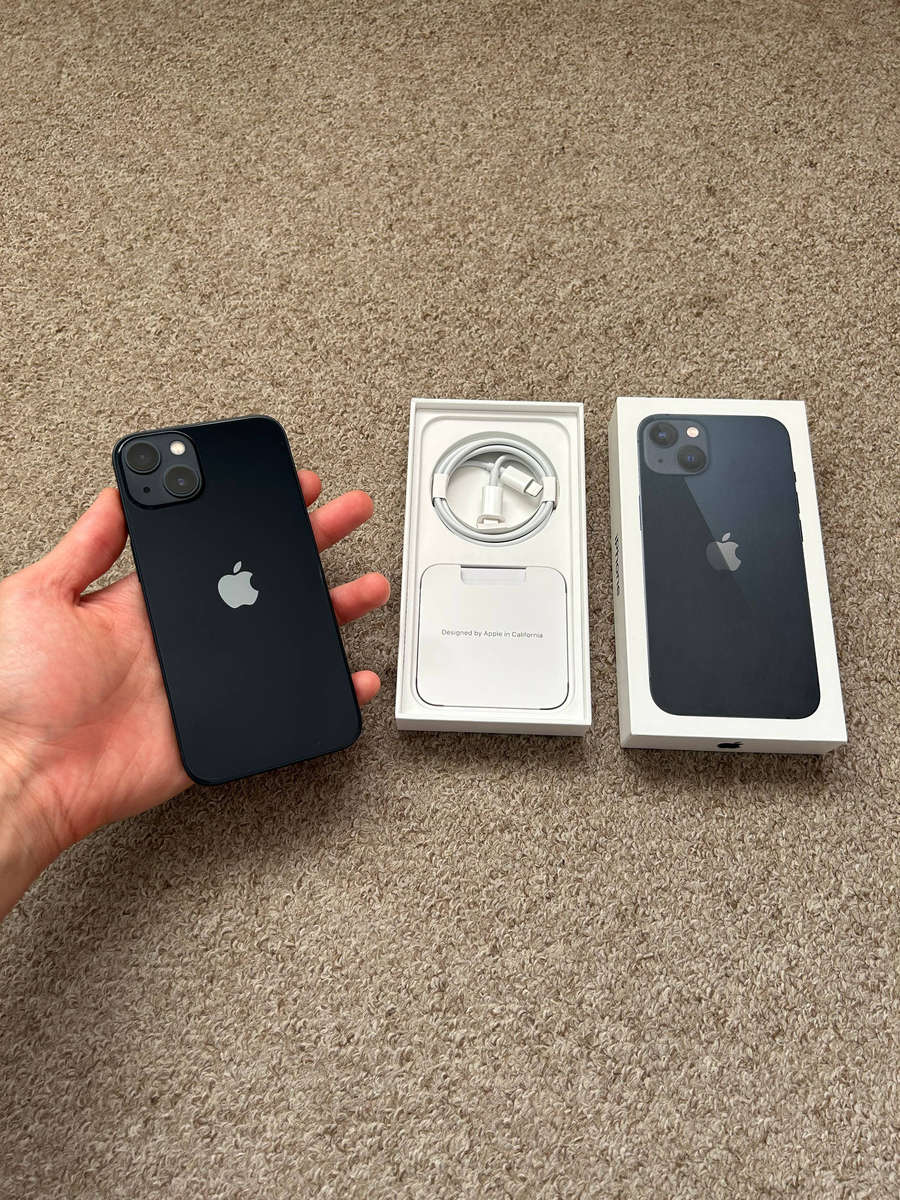 iPhone 13 128gb Dual sim Immaculate condition with box and cable 100 battery health