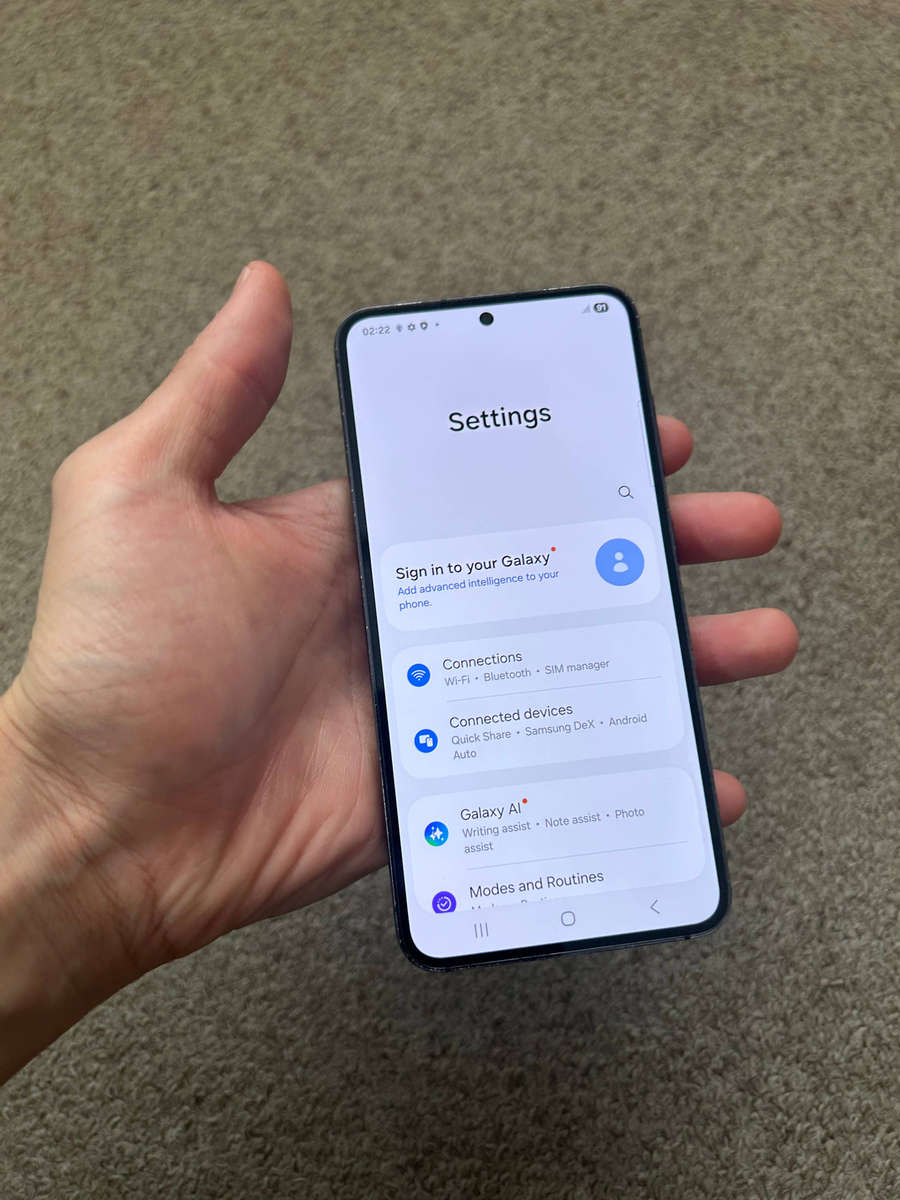 Samsung S23 256gb Dual sim 8gb ram - black