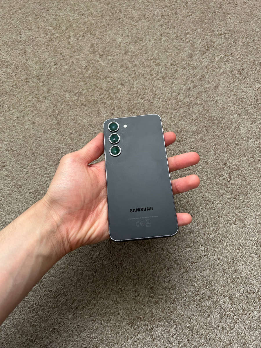 Samsung S23 256gb Dual sim 8gb ram - black