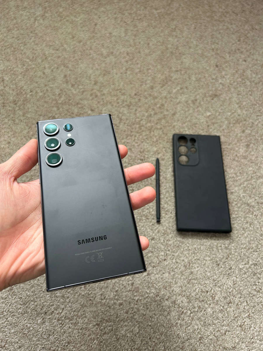 Samsung S23 Ultra 256gb 12gb ram Dual sim with cover