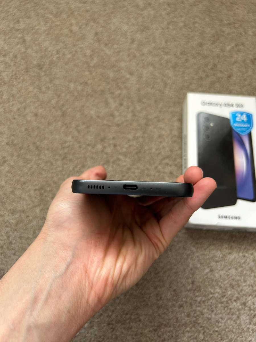 Samsung A54 5G 256gb 8gb ram Dual Sim good condition with box