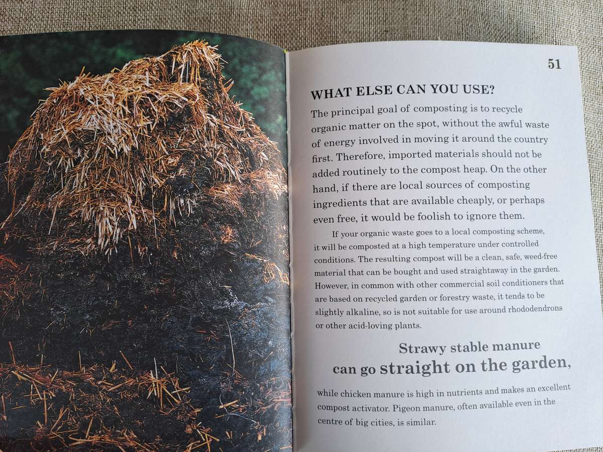 Compost: The natural way to make food for your garden -  Ken Thompson