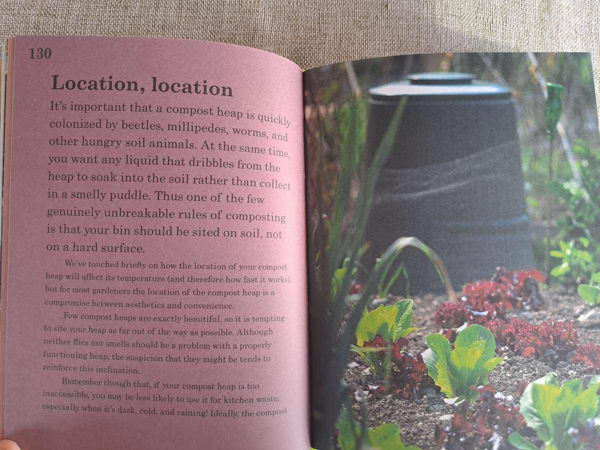 Compost: The natural way to make food for your garden -  Ken Thompson