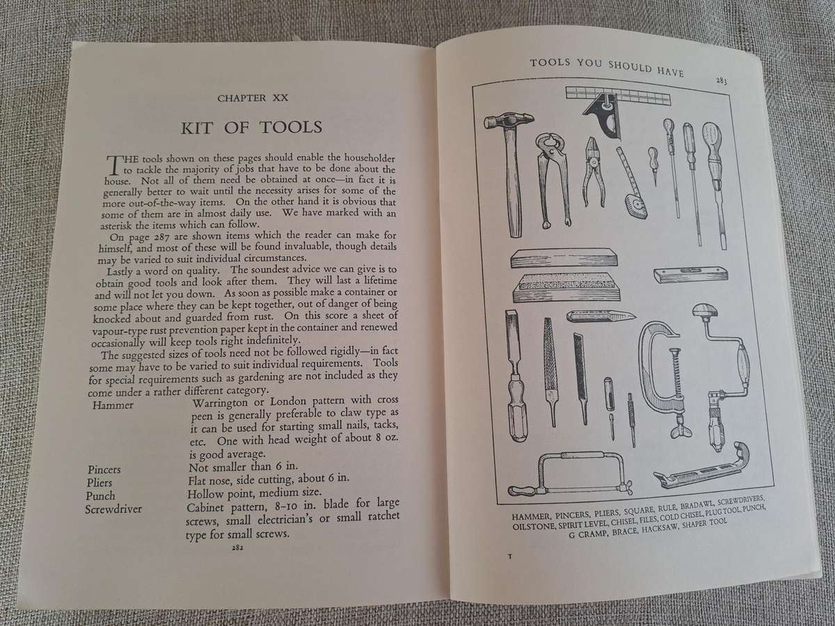 The Complete Handyman - Charles Hayward