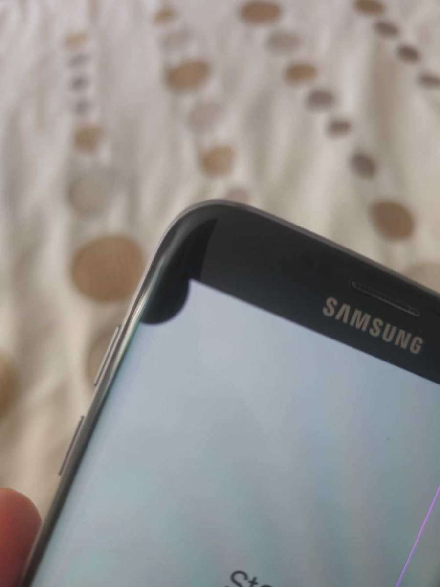 Samsung Galaxy S7 Edge Read description