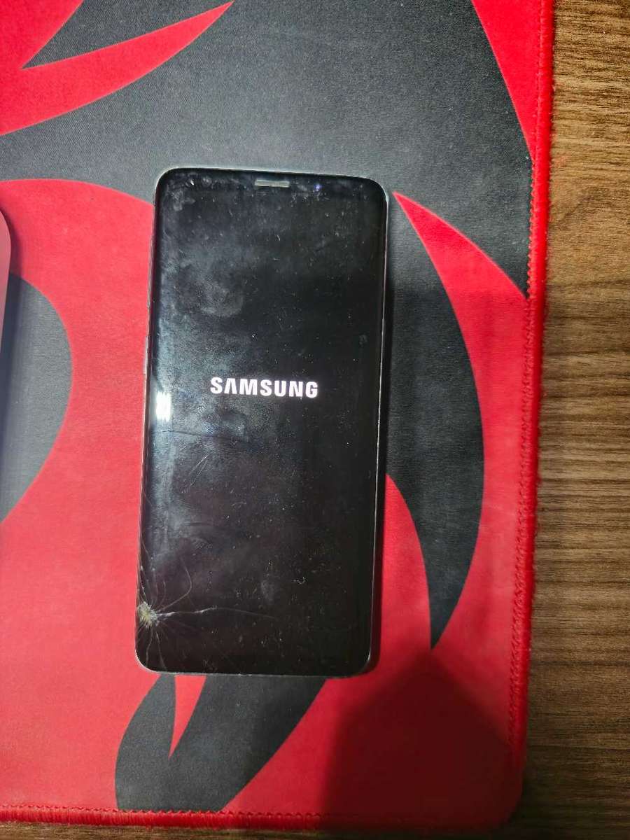 Samsung Galaxy S9 Read Description