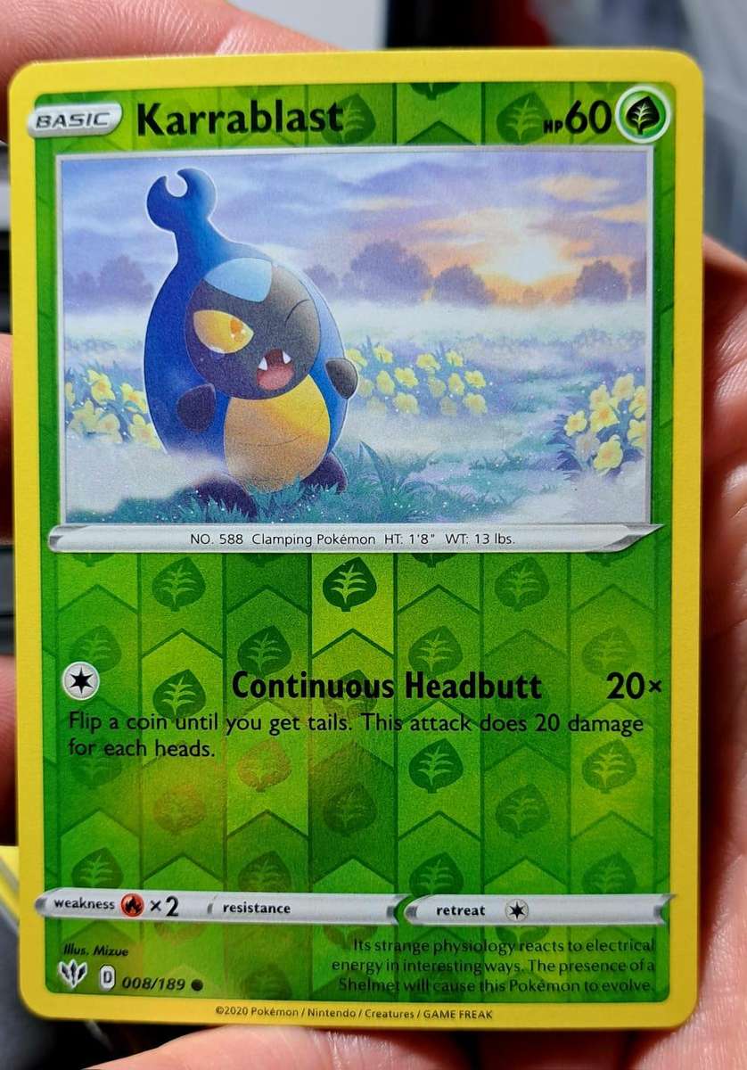 Pokemon Trading Cards - Karrablast - 008/189 - Reverse Holo Sword & Shield: Darkness Ablaze   - NM