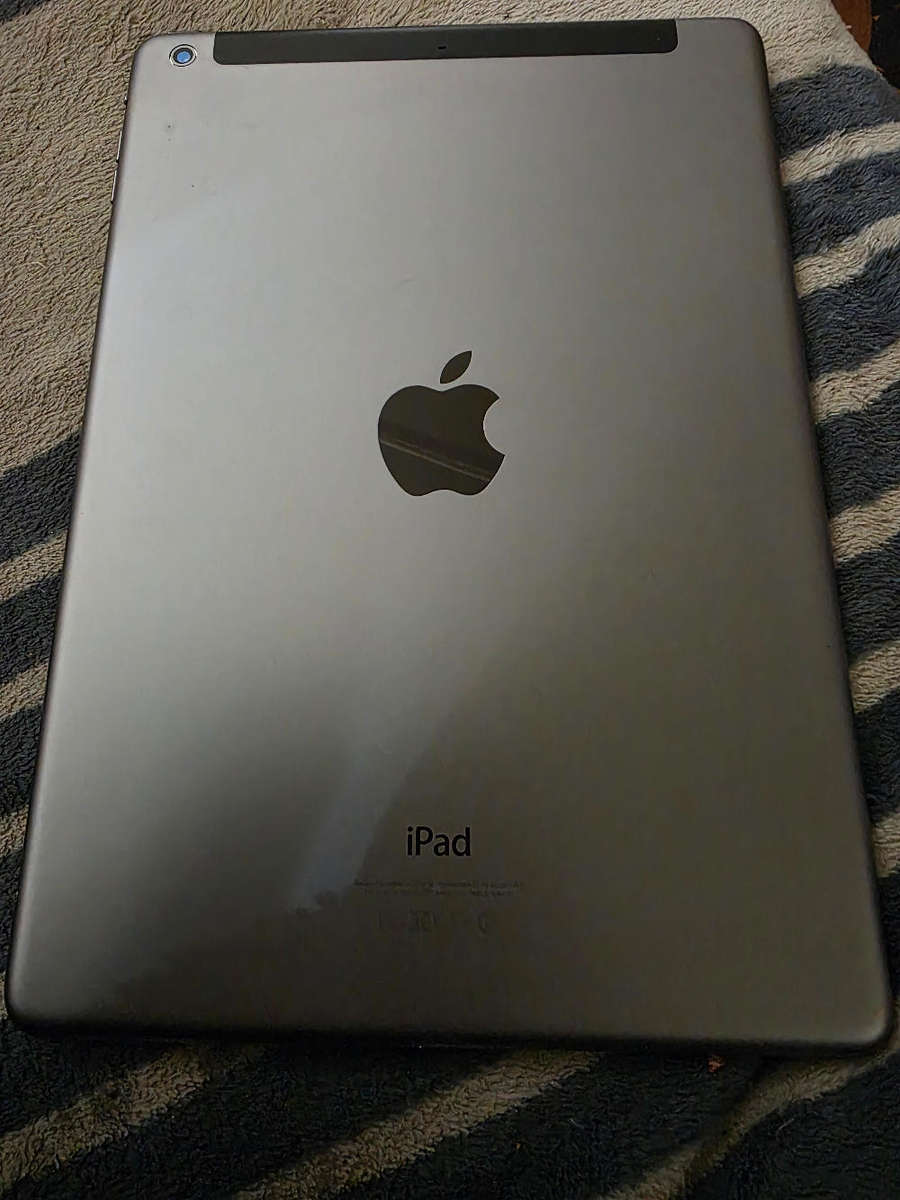 iPad Air 16gb Wifi + Cellular