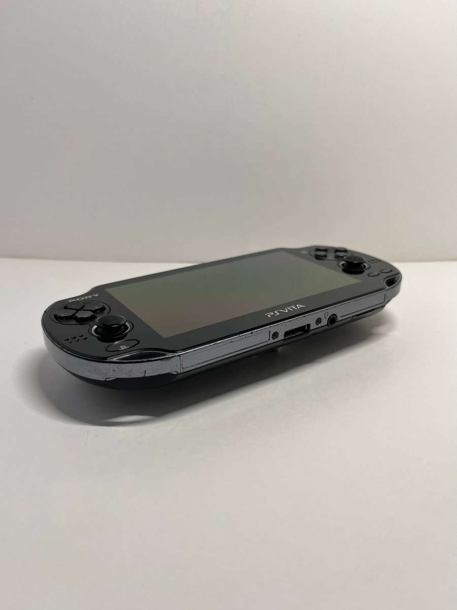 Sony PS Vita OLED 4GB & 6 Games