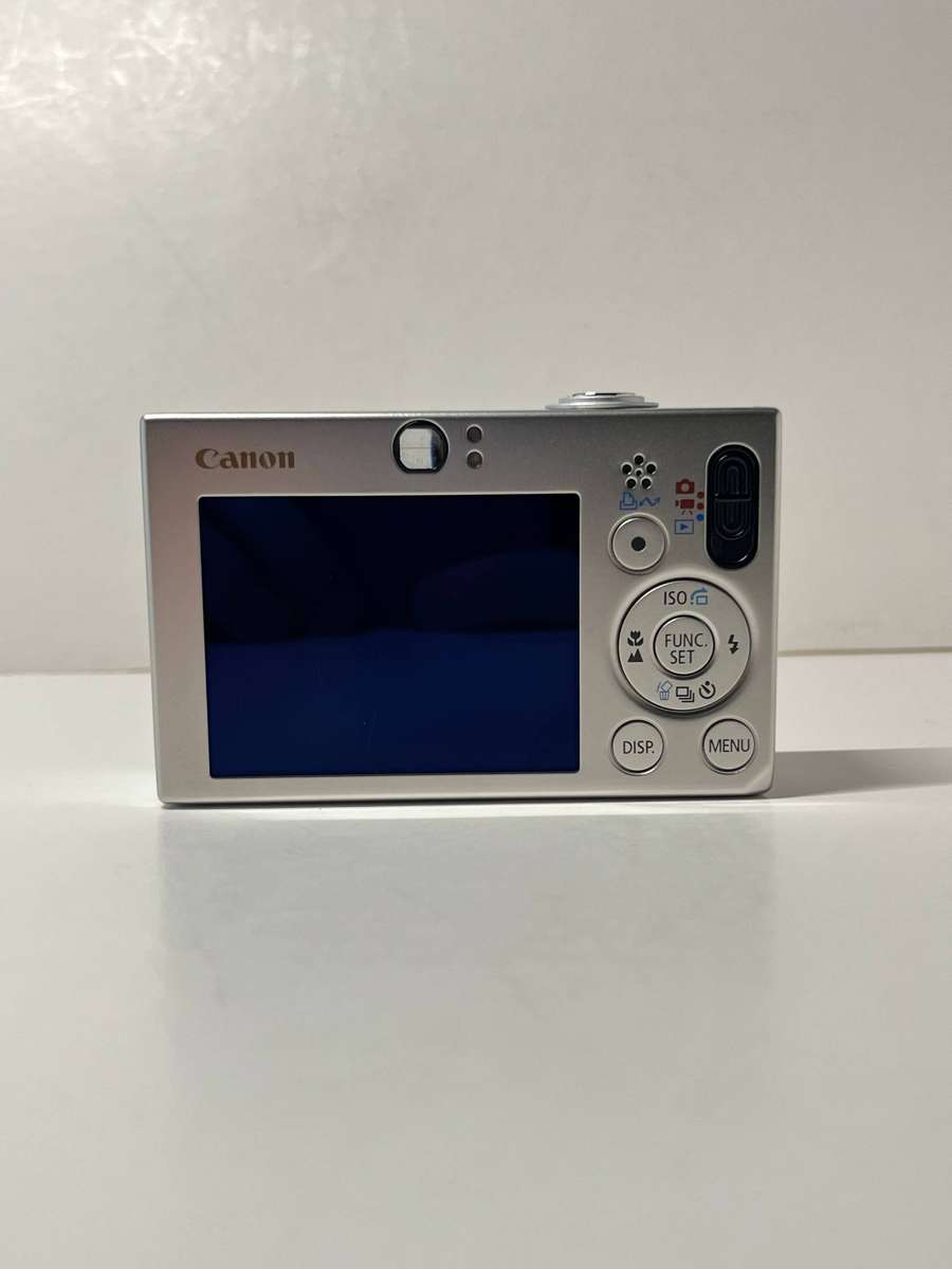 Canon IXUS 70 Digital Camera