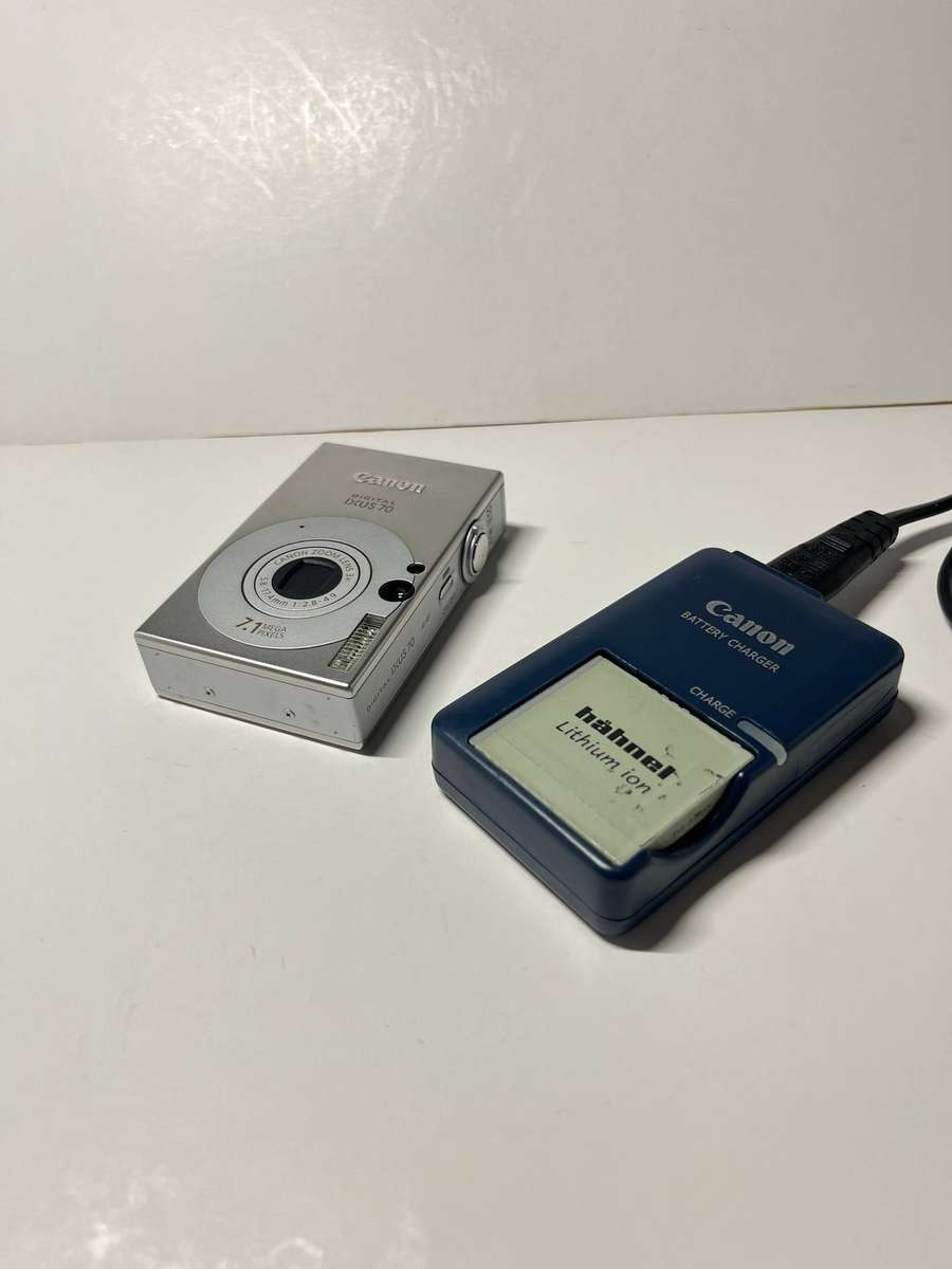 Canon IXUS 70 Digital Camera