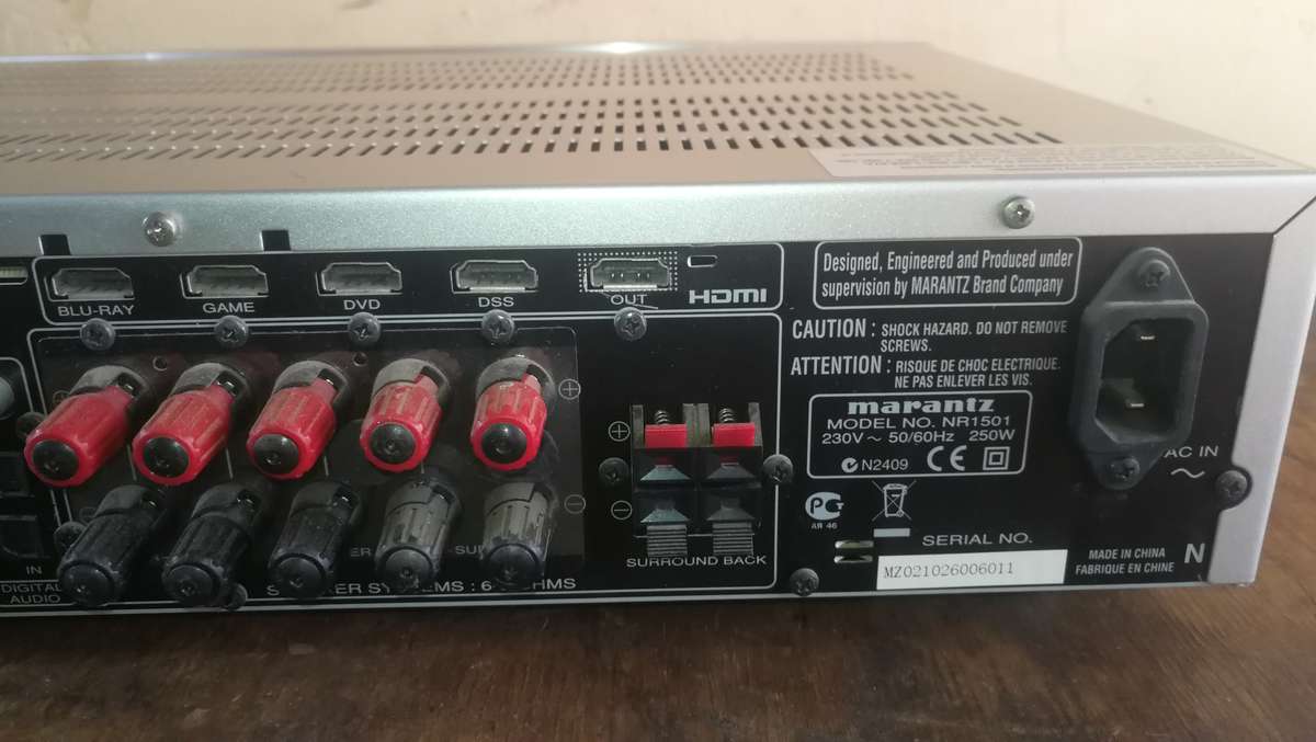 Marantz NR1501 av receiver, 100% working condition.