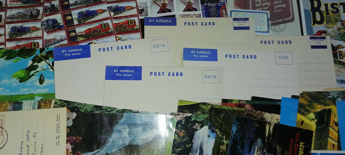 LARGE STAMPS COLLECTION, LOTS OF STAMPS, STAMPS ON ALBUM PAGES, MANY COVERS, SHEETS, FDC ECT