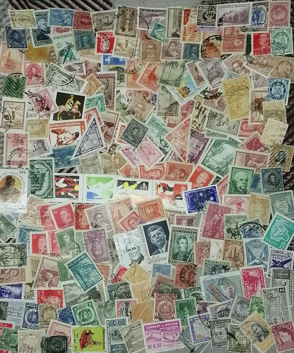 200 x South America Countries Stamps